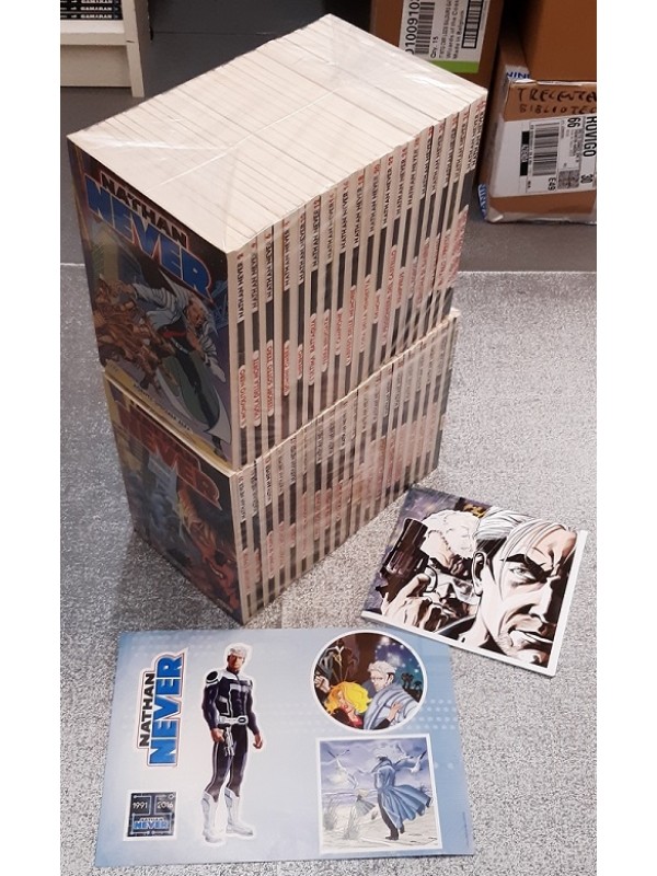 Nathan Never - Sergio Bonelli Editore - Sequenza in blocco 1/75 con 2 allegati, poster ed adesivi