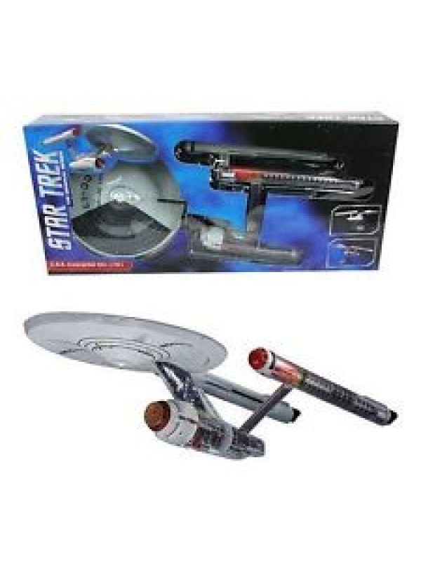 U.S.S. Enterprise NCC-1701 Cutaway Model - Star Trek The Original Series