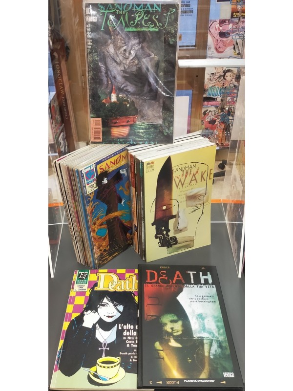 Sandman / Death - Serie complete - Speciali grandi Opere 1/5 Comic Art + Spillati 1/12 Comic Art + 6 Vol. Brossurati Magic Press + Sandman n.75 "TheTempest" con Poster + Death - l'Alto Costo della Vita e Death Il Grande Momento della tua Vita Magic Press